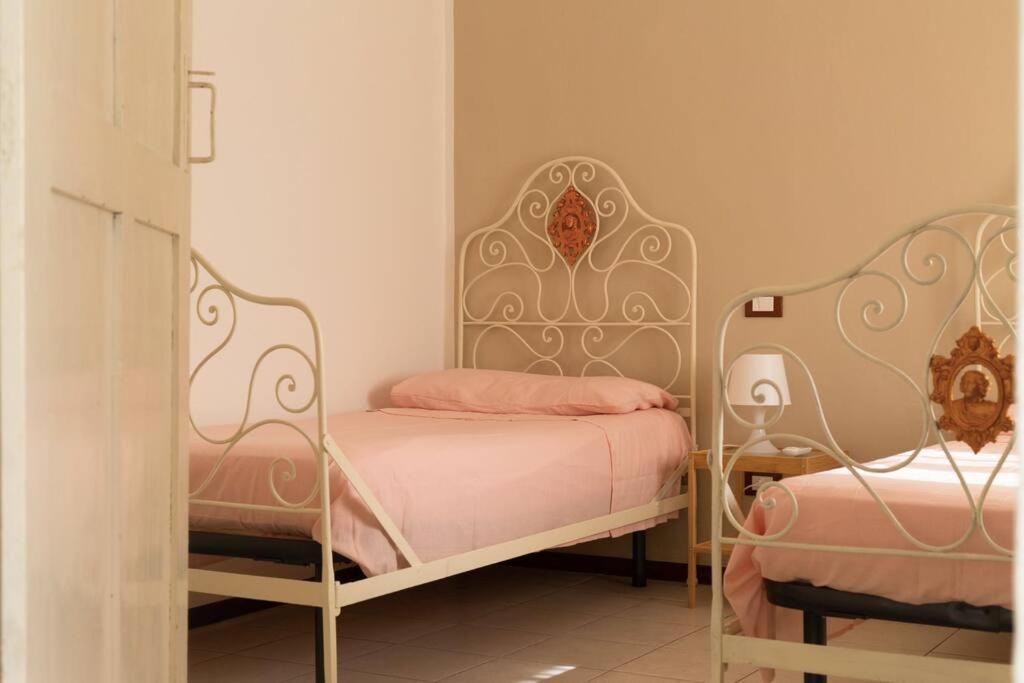 Maria'S Bed - Intero Alloggio Accogliente Dorno Экстерьер фото