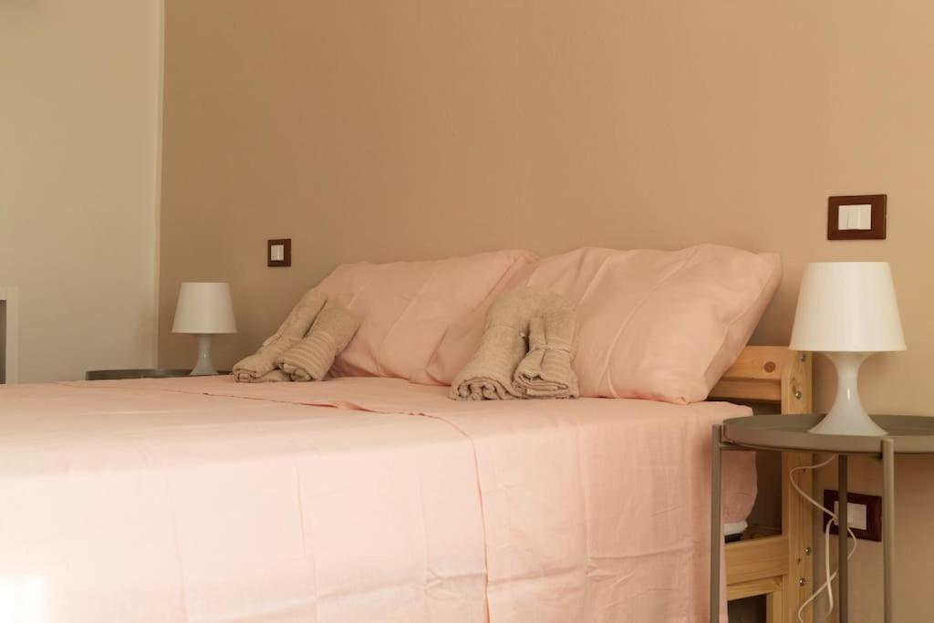 Maria'S Bed - Intero Alloggio Accogliente Dorno Экстерьер фото